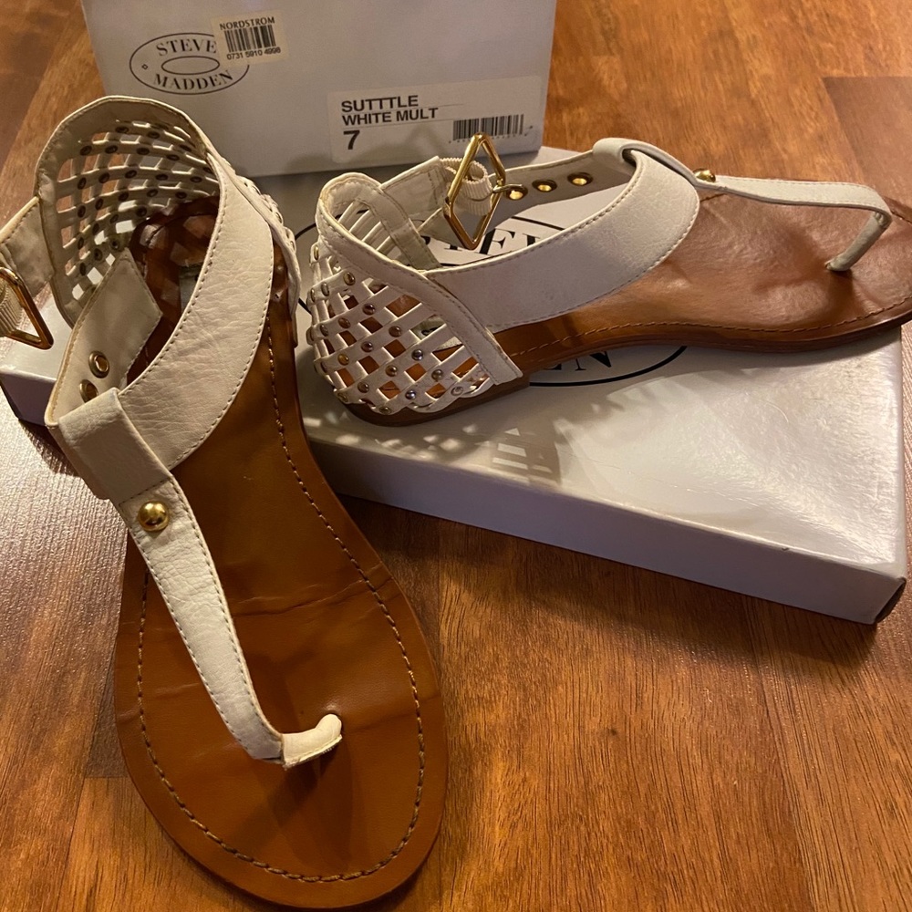 COPY - Steve Madden ‘Suttle White Multi’ Sandal